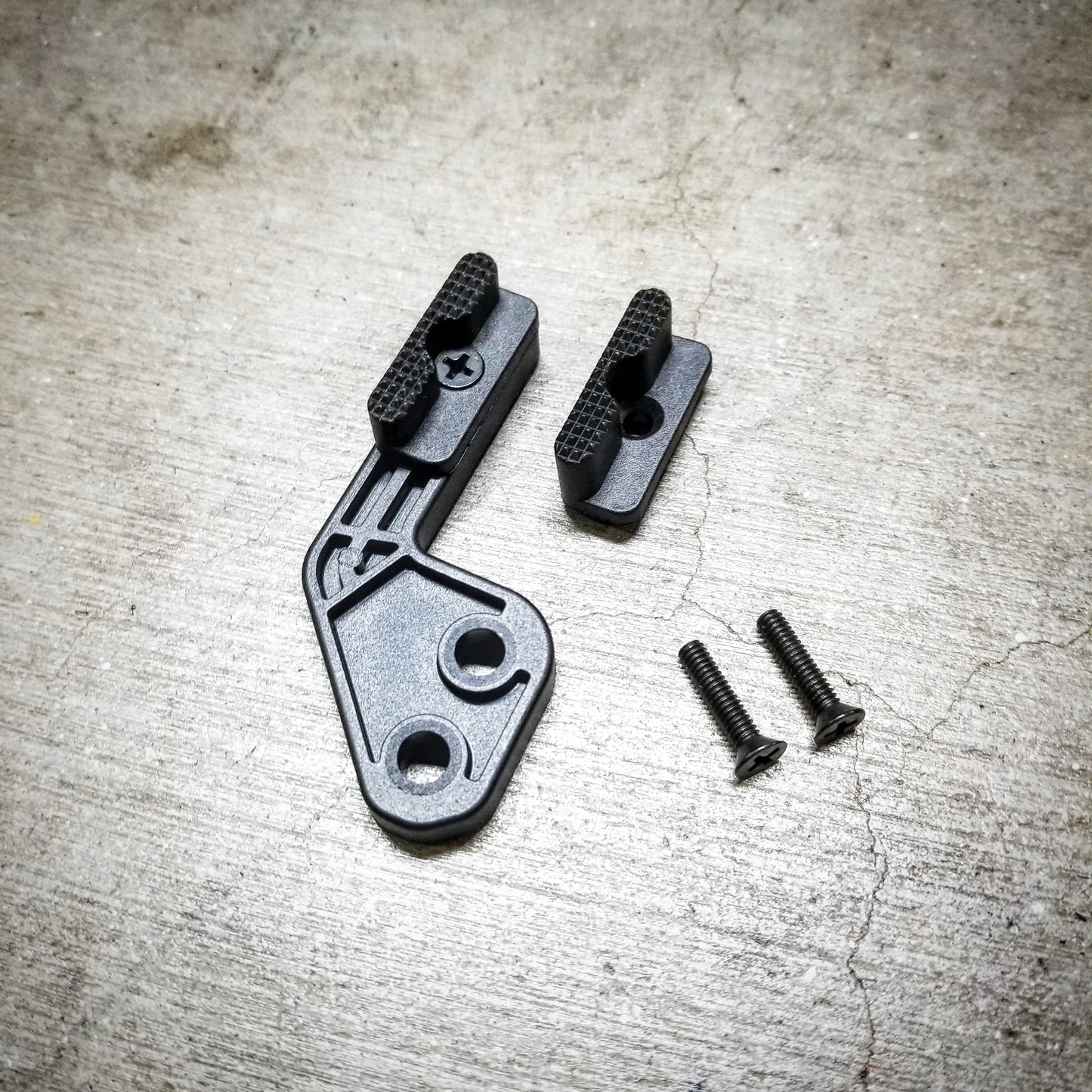 Concealment Wing/Claw