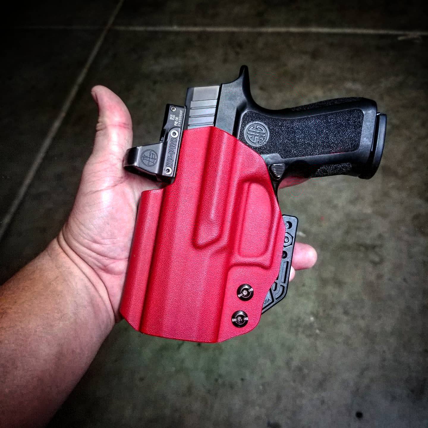 Deep Tuck (Custom)
